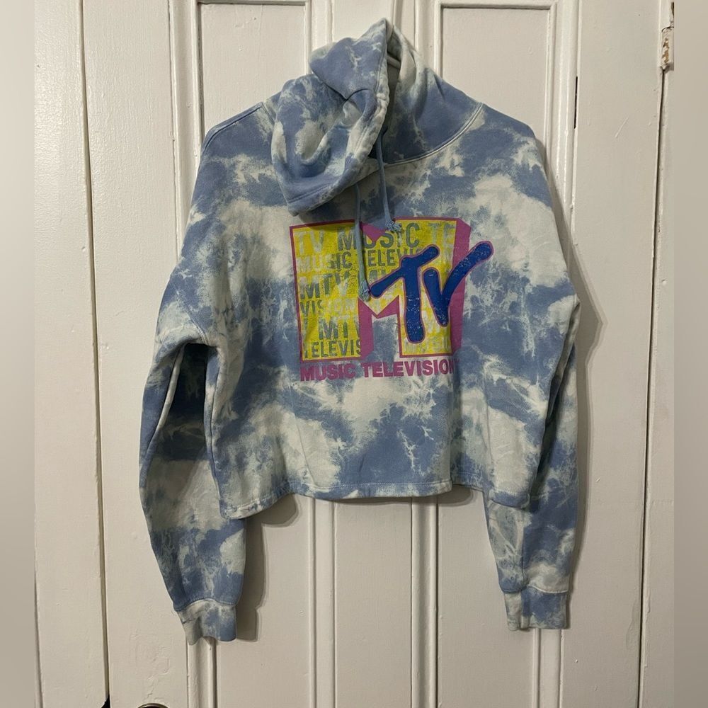MTV crop top hoodie